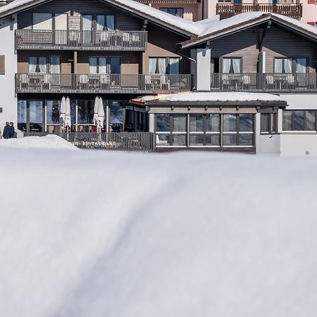 Hotel Restaurant La Siala ファレラ エクステリア 写真