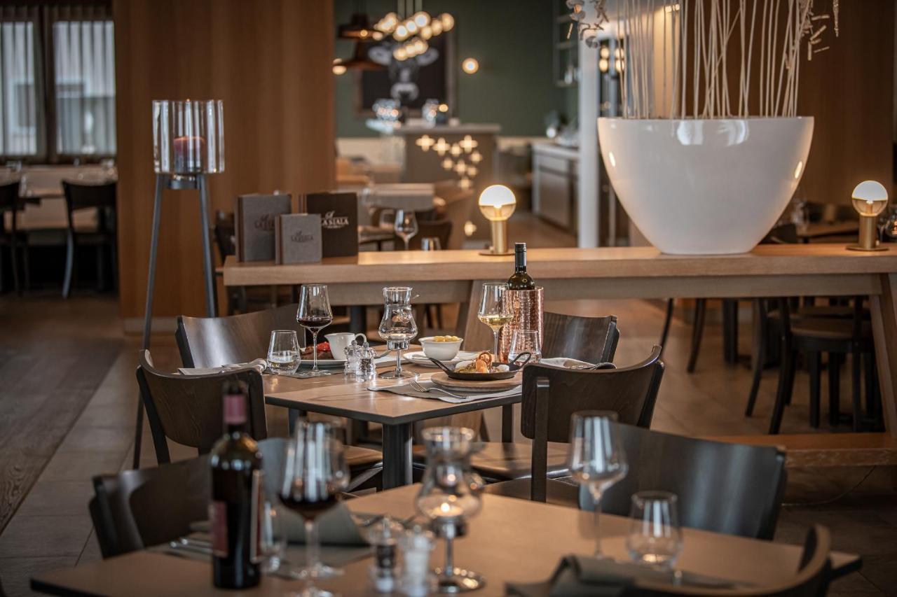 Hotel Restaurant La Siala ファレラ エクステリア 写真